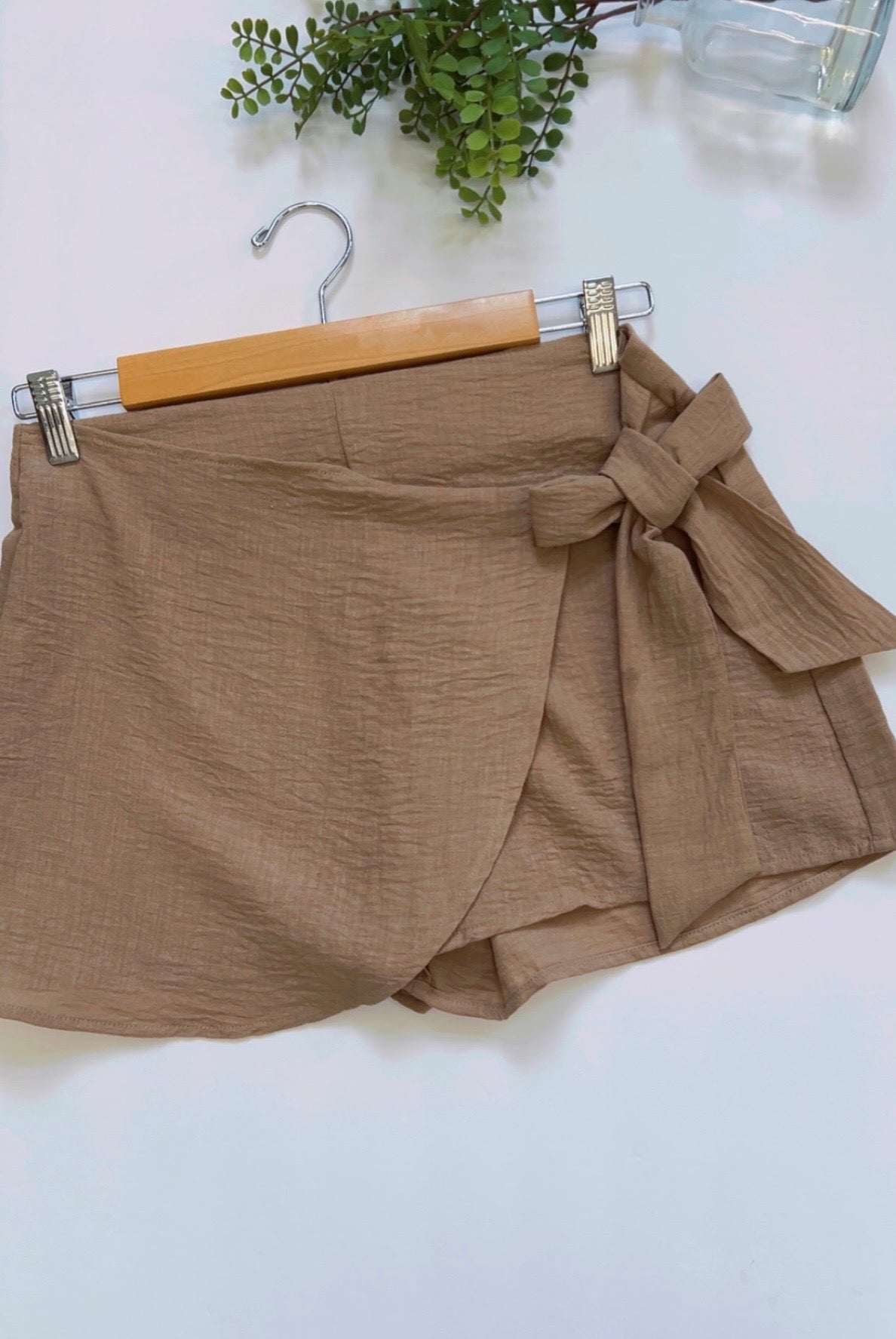 Sand Side Tie Linen Skort