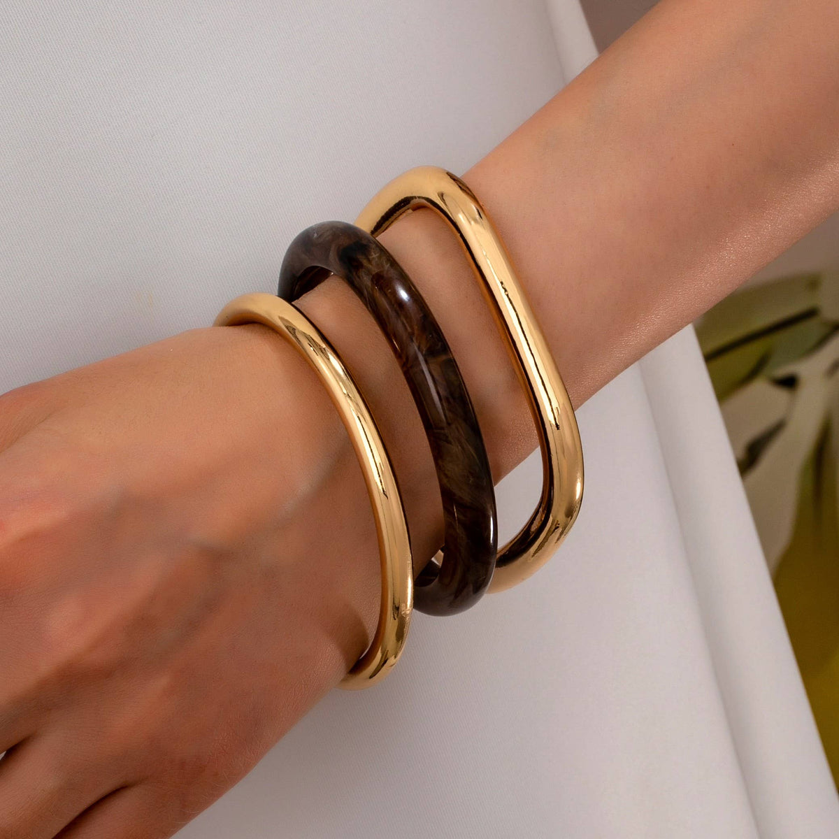 Tort & Gold Bangle Trio